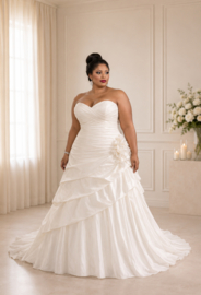 Plus size Sissi trouwjurk maat 52-54-56