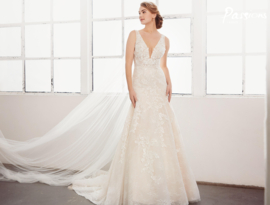 Trouwjurk Lilly Bridal maat 32, ,34, 36