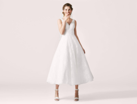 Korte trouwjurk Lilly Bridal maat 36, 38