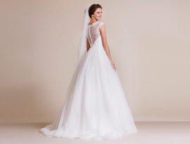 Trouwjurk Lilly Bridal maat 32, 34