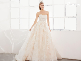 Trouwjurk Lilly bridal maat 32, 34, 36