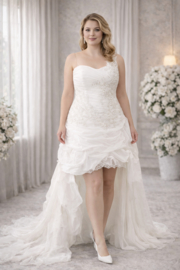 Curvy trouwjurk ivoor met kant en organza maat 44