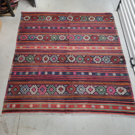 Kelim K482 (172x192cm)