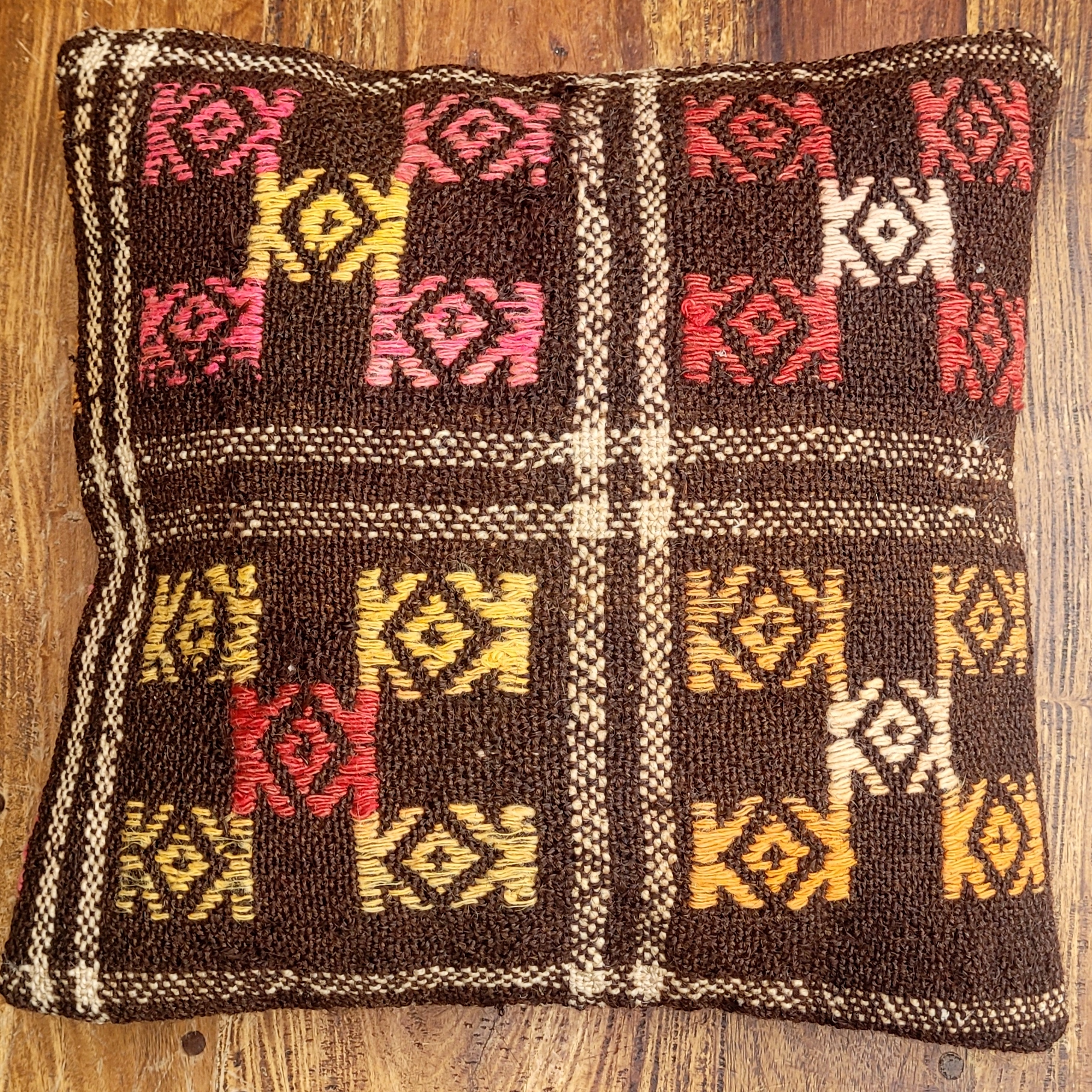 kelim kussen 40cm -09