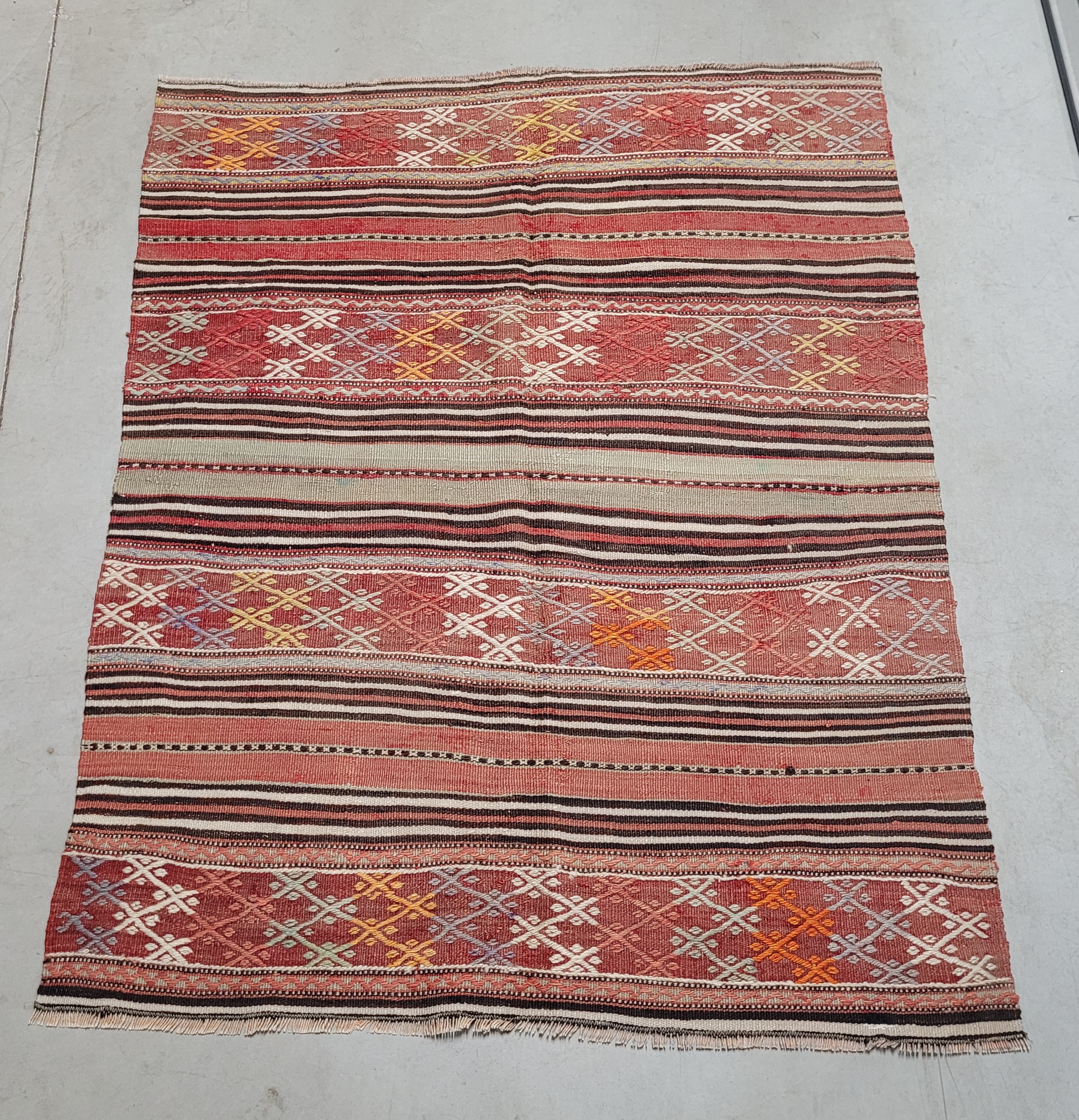 Kelim K559 (112x145cm)