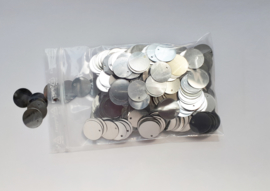 plastic muntjes zilver (2e keus) ± 500 stuks