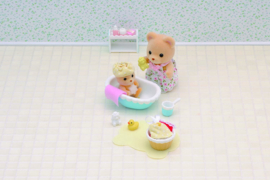 Sylvanian families Baby bath time