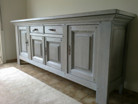 Dressoir kast massief eik