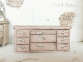 Brocante Oudroze Ladenkastje