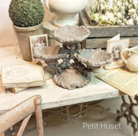 Oude Etagere