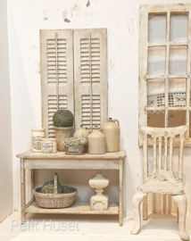 Oude Sidetable