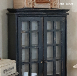 Brocante Zwarte Voorraadkast