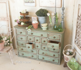 Brocante Stoere Vakkenkast