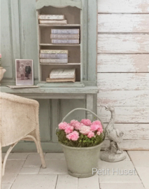 Oude Emmer met Geraniums