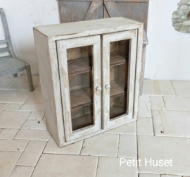 Brocante Vitrinekastje