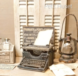 Zeer Oude Typemachine