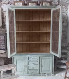 Hoge Brocante Voorraad Kast