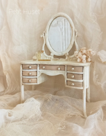 Brocante Victoriaanse Dresser