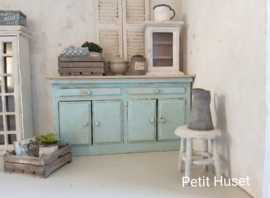 Wie Durft! Oud Brocante Dressoir