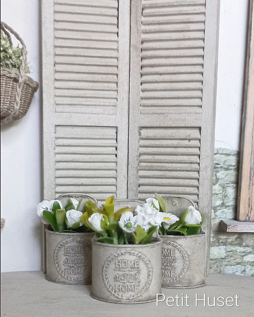 "Zinken" Bakje met Bloemen