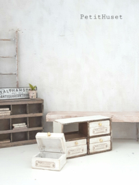 Zeer Brocante Kastje met 4 Kistjes