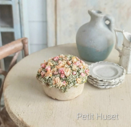 Oude Pan Met Bloemen