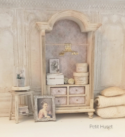 Zeer Brocante Kast met Laadjes