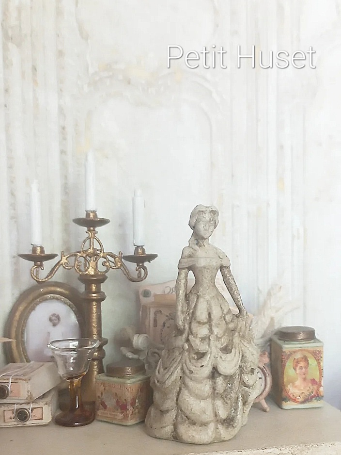 Beeld Victoriaanse Dame