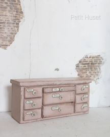 Brocante Oudroze Ladenkastje