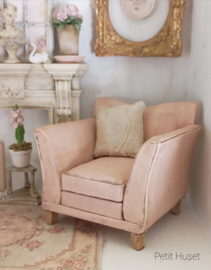 Zeer Brocante Roze Fauteuil