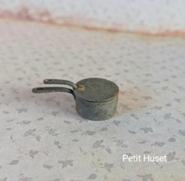 Oude Kwaliteits Pan met Deksel