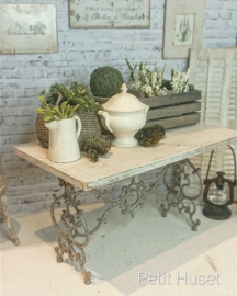 Sierlijke Brocante Tafel