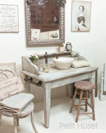 Zeer Brocante Wastafelmeubel