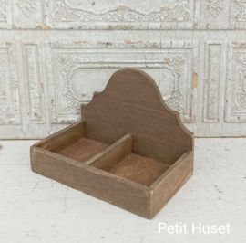 Gruttersbakje voor op b.v een Bureau