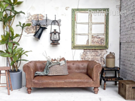 Oude Chesterfield Look Bank
