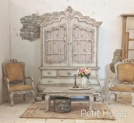 Brocante Dutch Baby House
