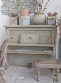 Oude Brocante Romantische Piano met Kruk