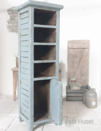 Hoge Smalle Brocante Kast