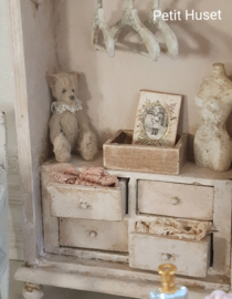 Zeer Brocante Kast