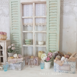 Oud Brocante Raam