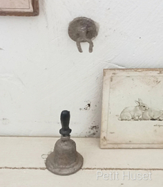 Brocante Antieke Tafelbel in Houder