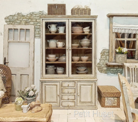Brocante Voorraad Kast
