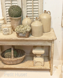Oude Sidetable