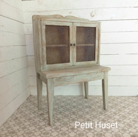 Oude Brocante Voorraad Kast
