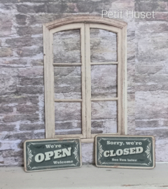 Set Open/Closed Signs
