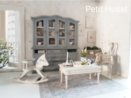 Grote Brocante Kast
