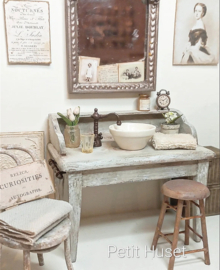 Zeer Brocante Wastafelmeubel