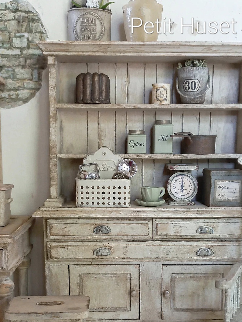 Brocante Uitdruip Rekje