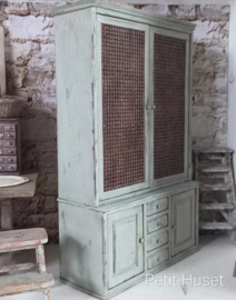 Hoge Brocante Voorraad Kast