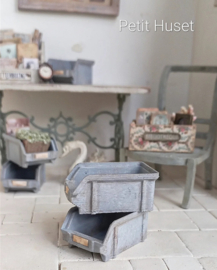 Brocante Voorraad Bak